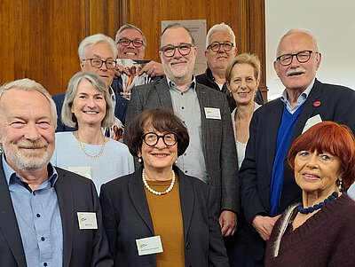 Foto mit dem neuen Vorstand der Kunstvilligen.