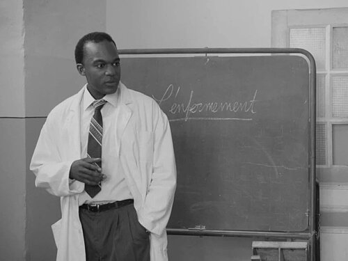 Szenenbild aus dem Film Frantz Fanon