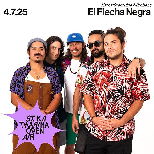 die fünf Bandmitglieder vor einem weißen Hintergrund, alle schauen in die Kamera, sie tragen unterschiedliche teilweise bunte Kleidung + Konzerttermin 04.07.