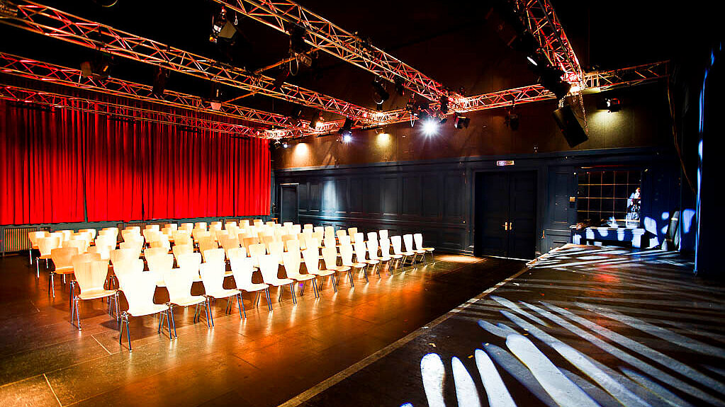 Bestuhlter Festsaal