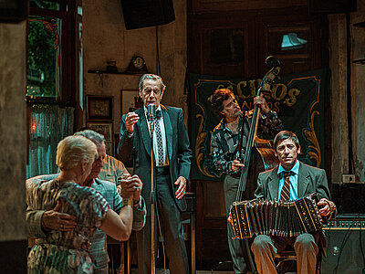 Szenenbild aus dem Film Adios Buenos Aires