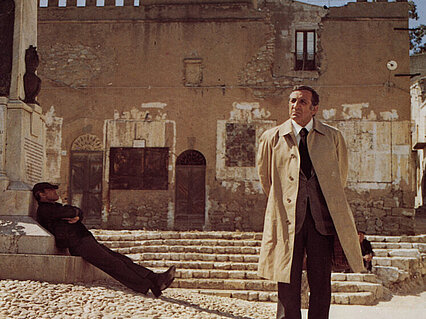 Szenenbild aus dem Film Die Macht und ihr Preis