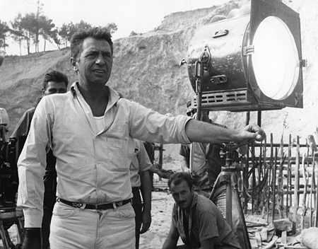 Bild von Alfred Vohrer am Filmset